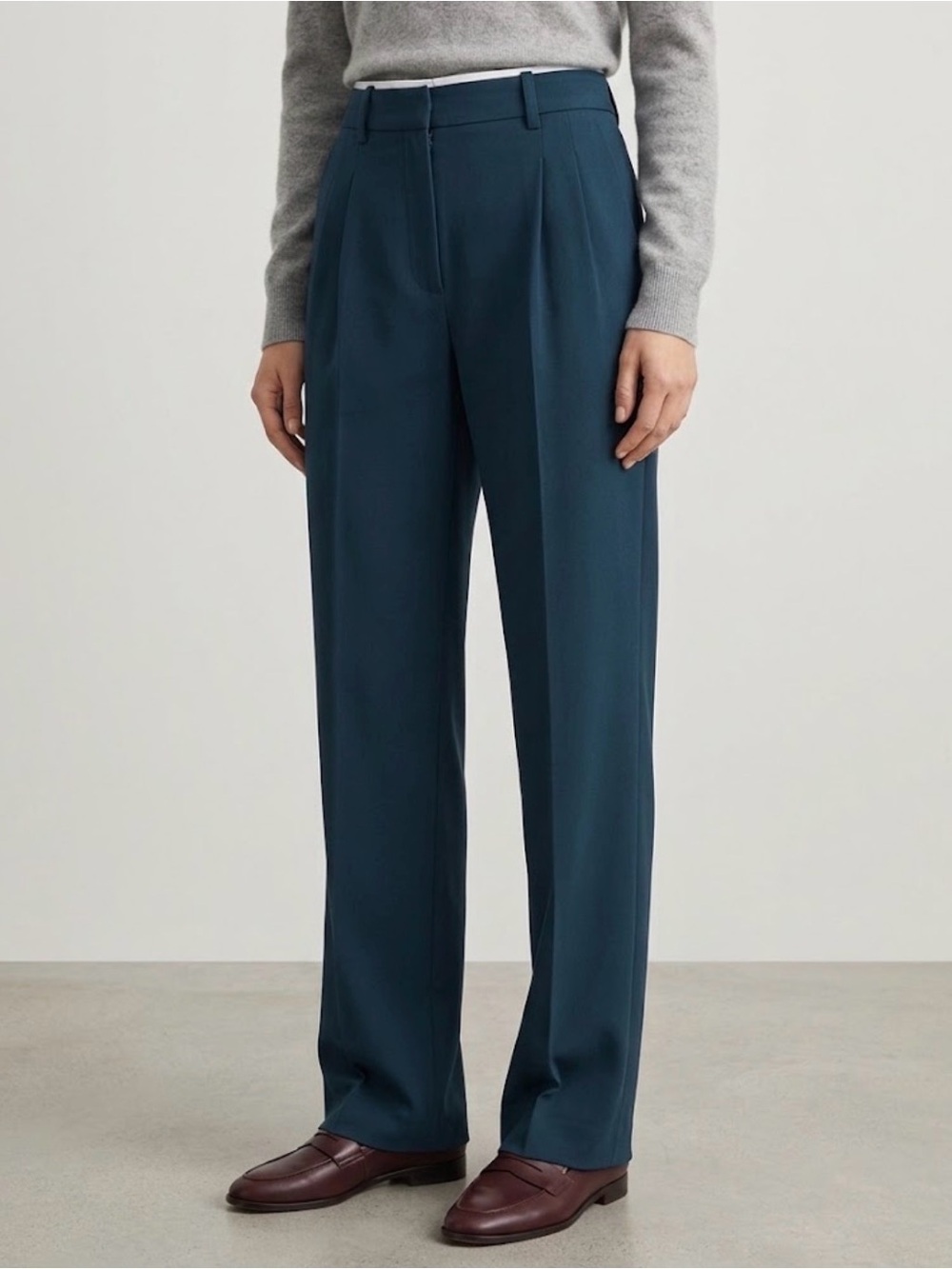 Aritzia Wilfred Effortless Pants in Eversential (Navy)